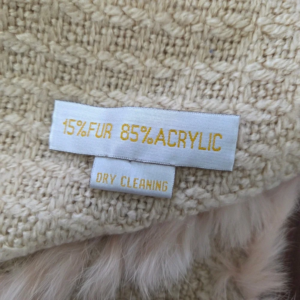 Beige Fur trim scarf monochromatic quiet‎ luxury Scarf